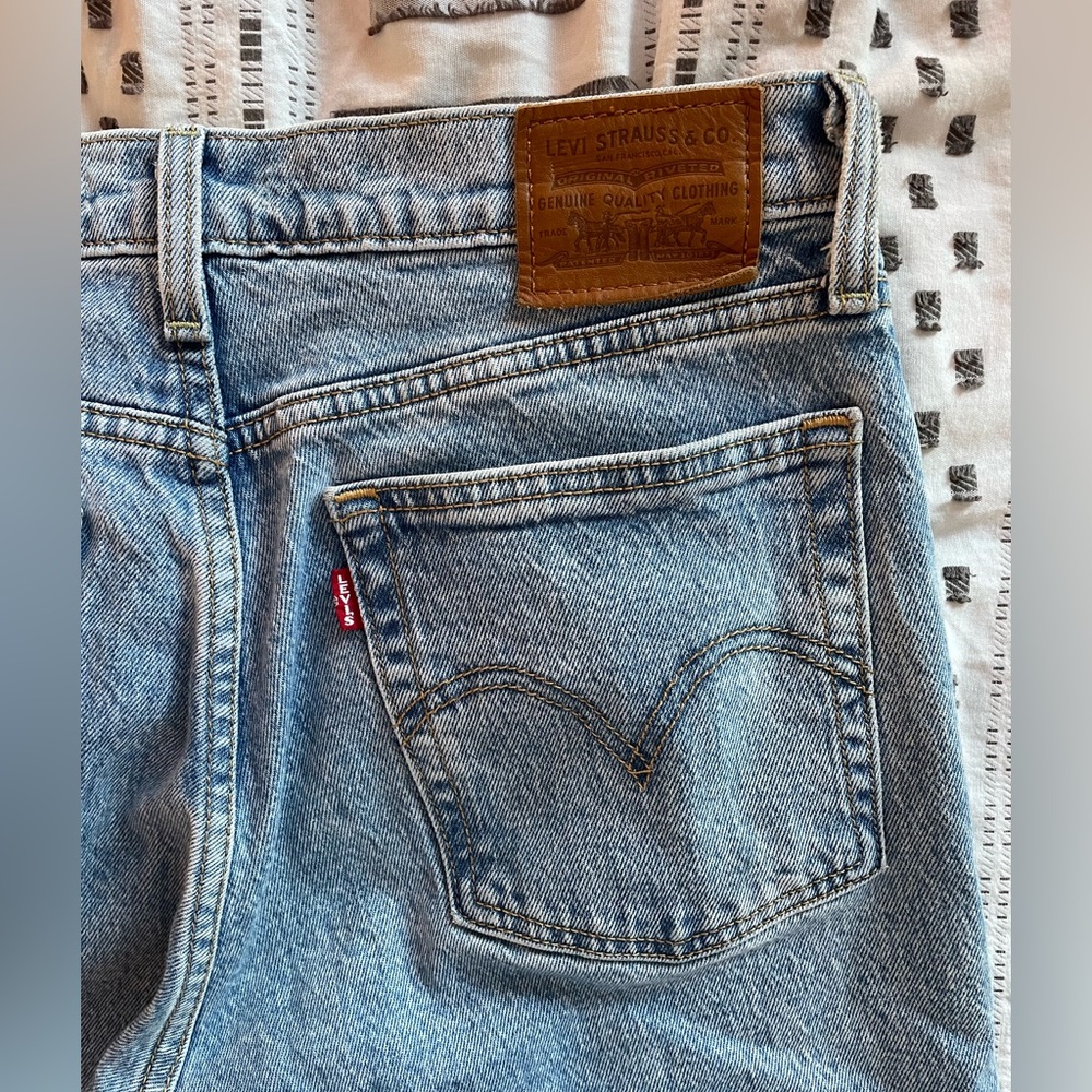 Levi Wedgie Jeans